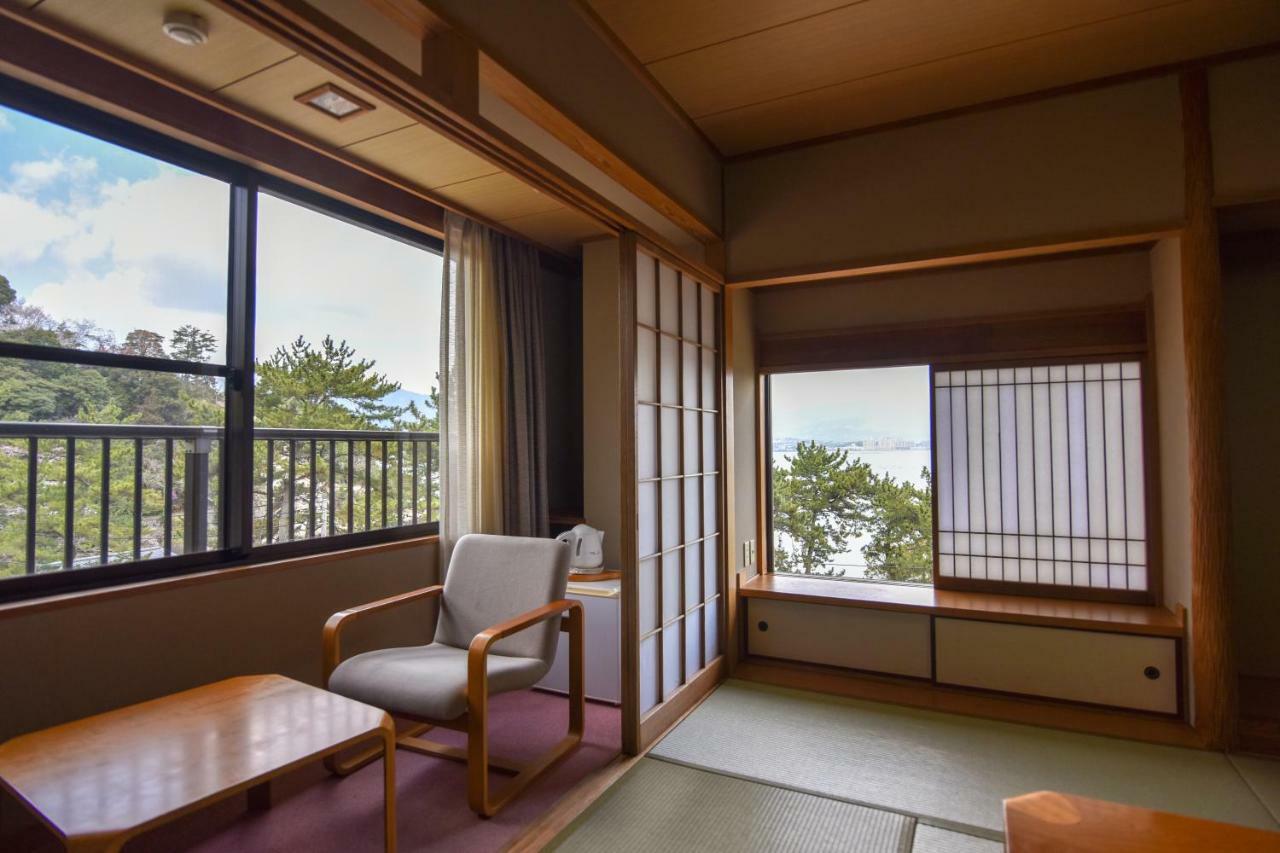 Hotel Miyajima Morinoyado Hacukaiči Exteriér fotografie